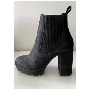 Mix No. 6 Platform Chelsea Boots